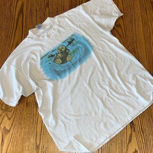 Fruit Of The Loom Vintage Sea Otter Graphic Crewneck T-Shirt. Size X-Large.